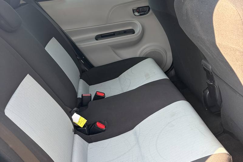 Rear seats